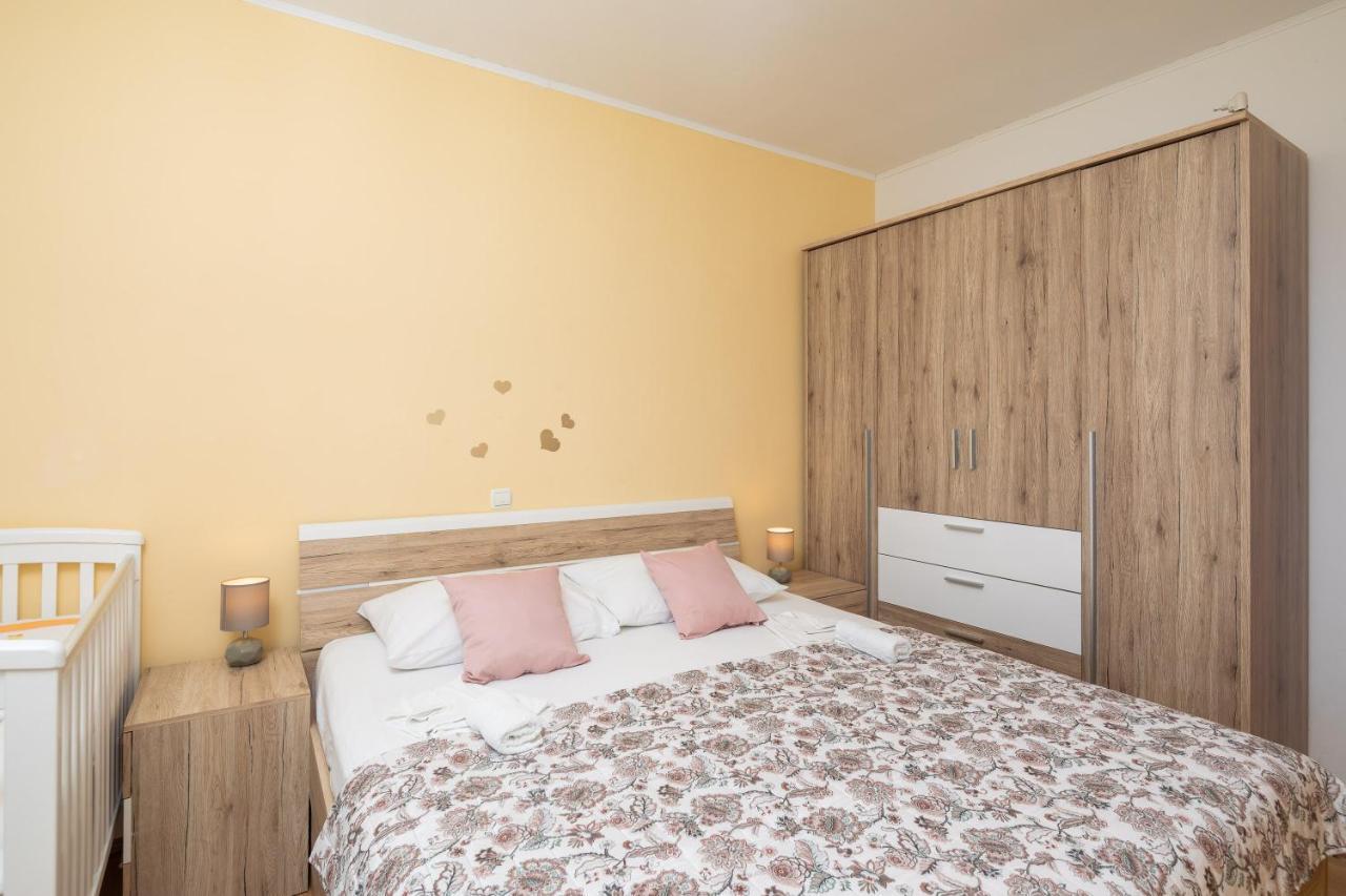 Blue Bliss Apartments Stanici Ngoại thất bức ảnh