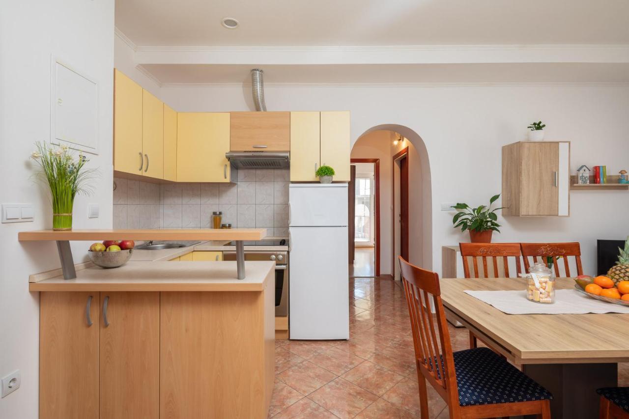 Blue Bliss Apartments Stanici Ngoại thất bức ảnh