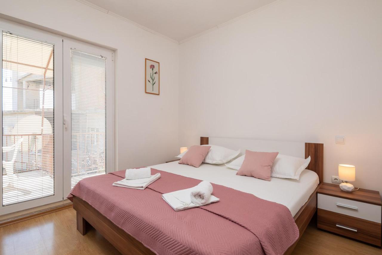 Blue Bliss Apartments Stanici Ngoại thất bức ảnh